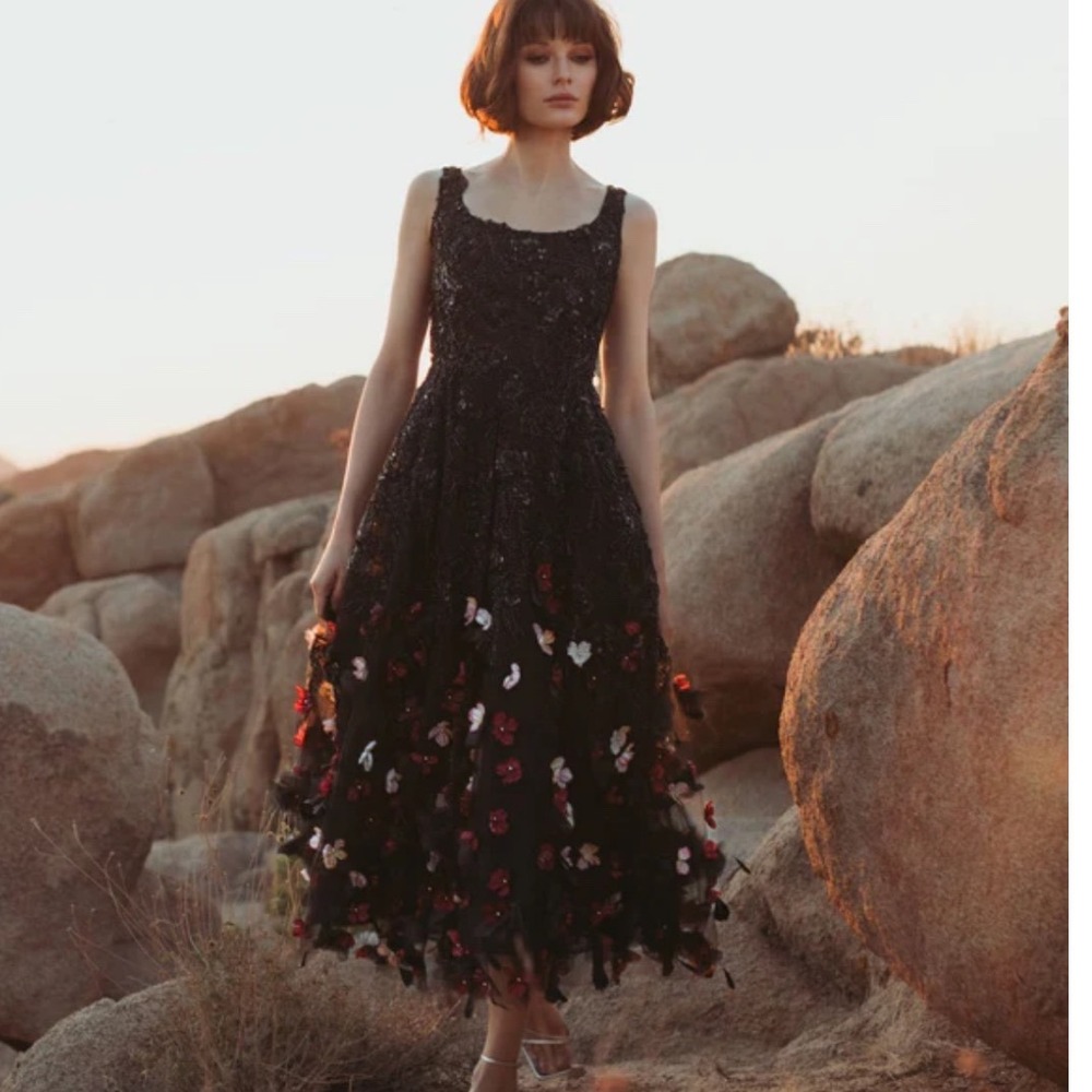 Mac Duggal 21085 Black Sequin Beaded 3D Floral Applique Midi Dress Womens